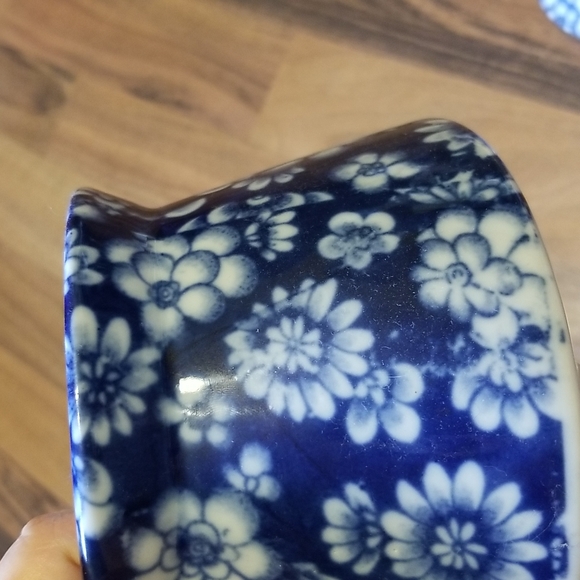 Blue & White Floral Calico Print Porcelain Covered Dish Pottery Jar Vessel - Picture 8 of 12